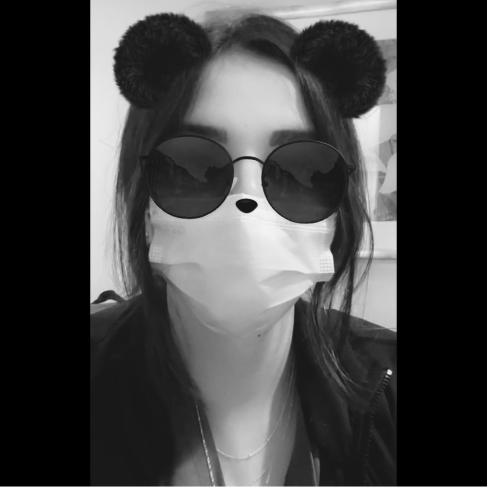 Meet your Posher, Monica